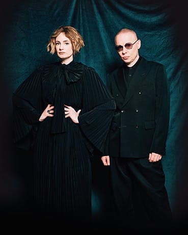 Hooverphonic with Noémie Wolfs